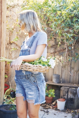 DENIM SHORT OVERALLS PALE BLUE