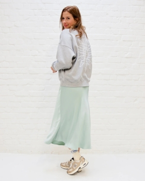 SUN LOOSE FIT x MOMENTS MAGAZI GRIJS