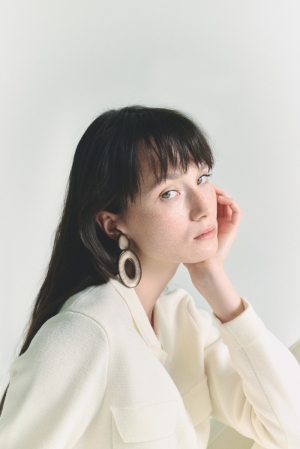 LYRA VISON