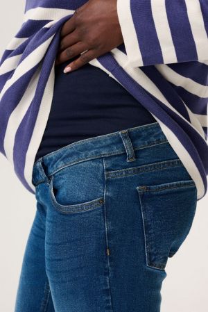 HAWA STRAIGHT ANKLE JEANS 7702 P044 MEDIU