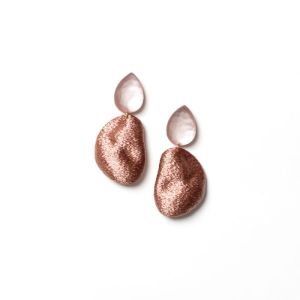 BLUSHE PINK