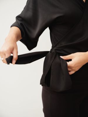 WRAP BLOUSE BLACK